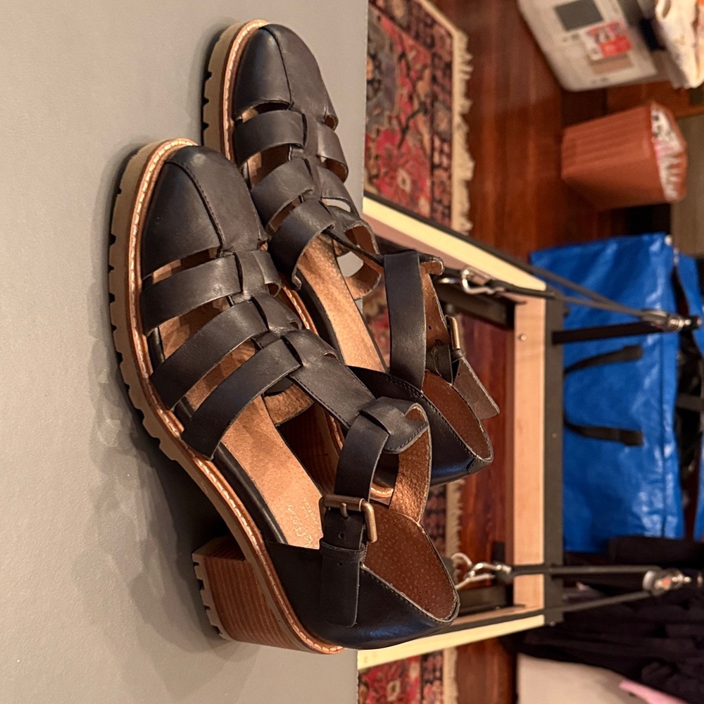 Seychelles Black Strappy Heeled Sandals